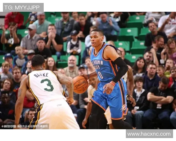 正播爵士与雷霆激战正酣球迷热情高涨期待精彩对决