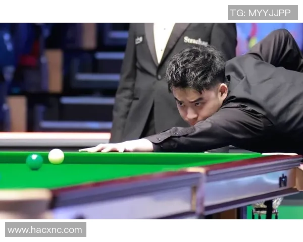 颜丙涛与布雷切尔激战正酣谁将成为斯诺克赛场的新王者 颜丙涛与布雷切尔激战正酣谁将成为斯诺克赛场的新王者