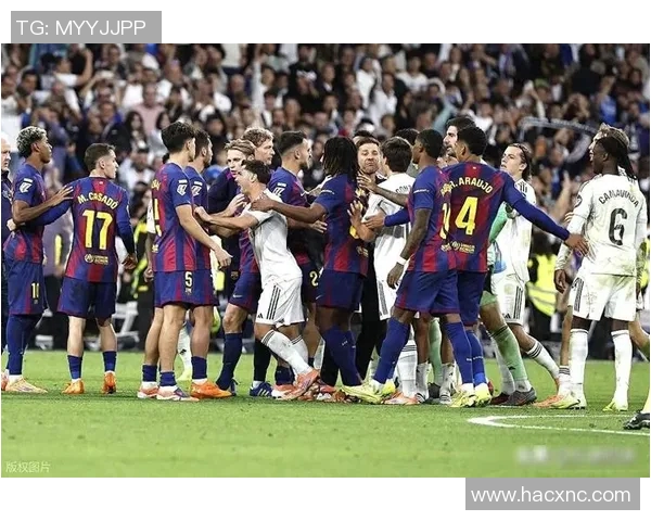 桑普多利亚与热那亚的德比战激战正酣球迷热情高涨期待精彩对决 桑普多利亚与热那亚的德比战激战正酣球迷热情高涨期待精彩对决